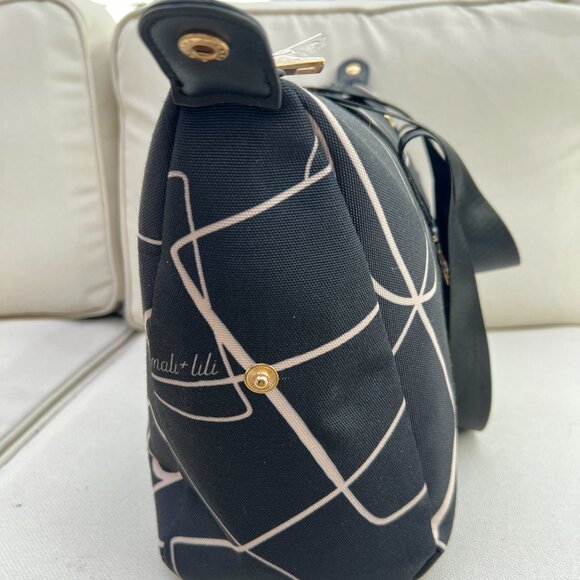 MALI & LILI | Weekender Duffle Travel Bag | Black | Geometric - Picture 7 of 15